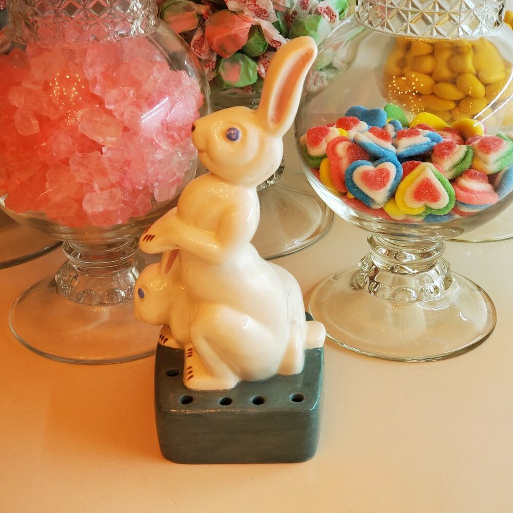 VINTAGE CERAMIC RABBIT - WEST COAST POTTERY